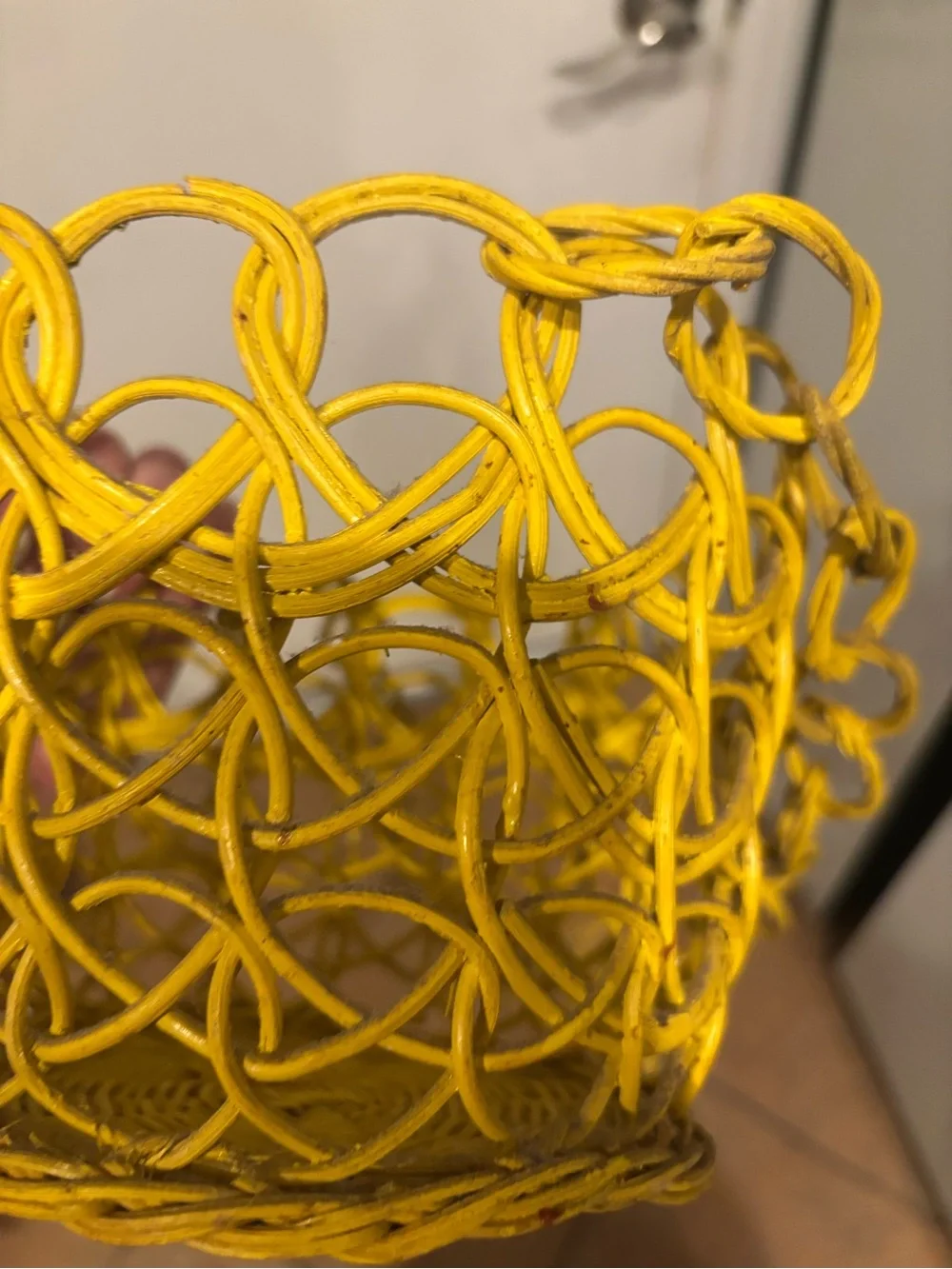 N/A vibrant yellow